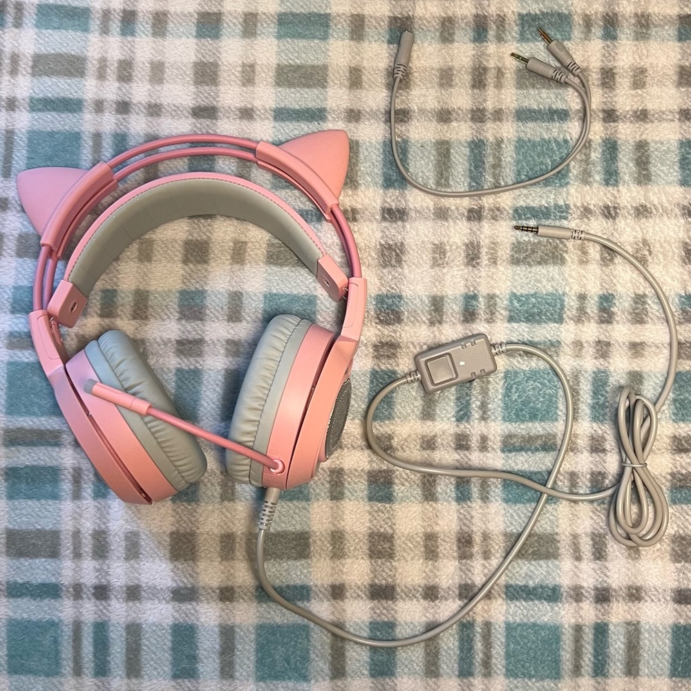 Pink Cat Ear Gaming Headphones